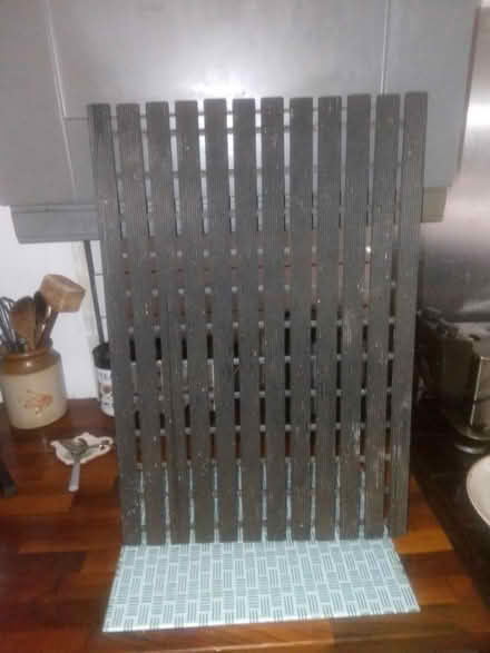 Photo of free Shower matt (Ronnis mount OL7) #1