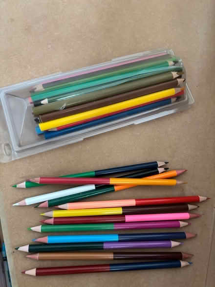 Photo of free Coloured pencils (hastings TN34) #1