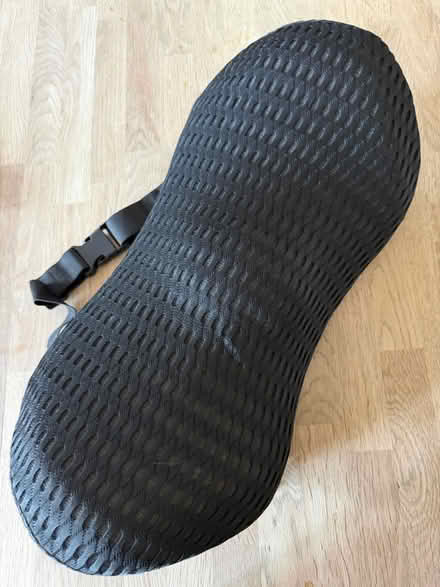 Photo of free Lumbar support cushion (Tanner St, SE1) #2