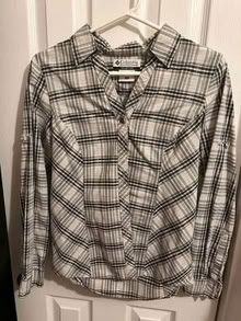 Photo of free Ladies Small Columbia shirt (L5L 5P5) #1