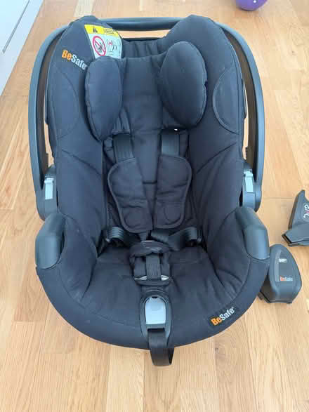 Photo of free Baby car seat up to 13kg (Deptford SE10) #1