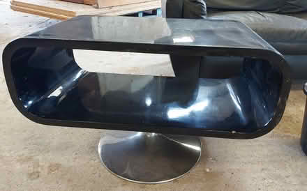 Photo of free TV stand #2 (HR3 woonton) #1