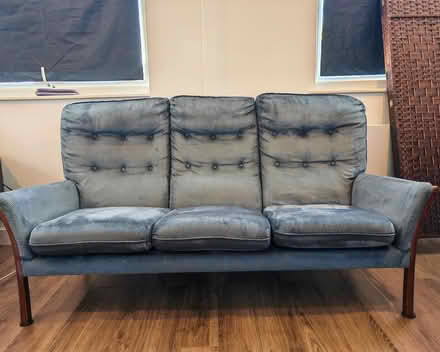 Photo of free 3 seater sofa (IG8 9EH) #2