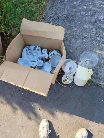 Photo of free set crockery plus Kenwood working (Bristol BS10) #2