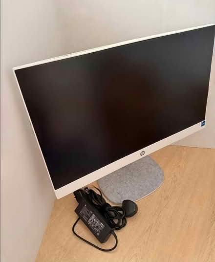 Photo of free HP 24” AIO PC faulty- spares/repair (Bletchley MK2) #1