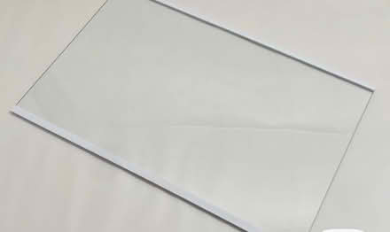 Photo of Fridgemaster glass shelf 400mmx305mm (Chantry IP2) #1