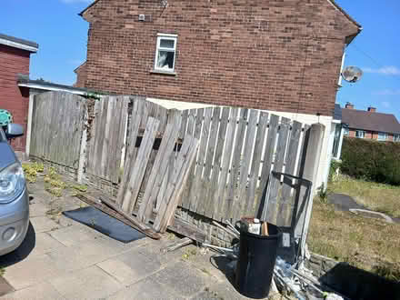 Photo of free Fencing (East Dene S65) #2