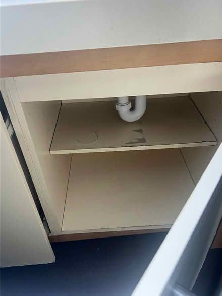 Photo of free Fridge freezer & freestanding habitat kitchen (Shepherds Bush W12) #4