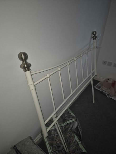 Photo of free Divan double and single size bed with mattress (Park Gate SO31) #2