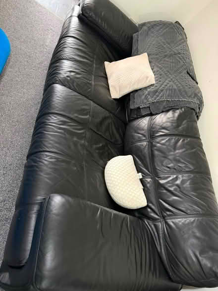 Photo of free 3 and 1 seater lounge chair (SK142DH) #3