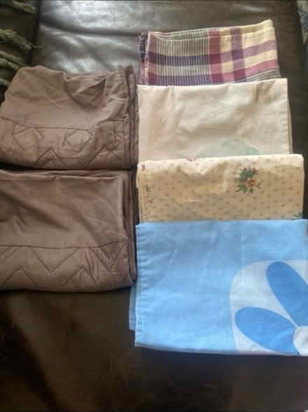 Photo of free Odd Bedding (Cheshunt En8) #1