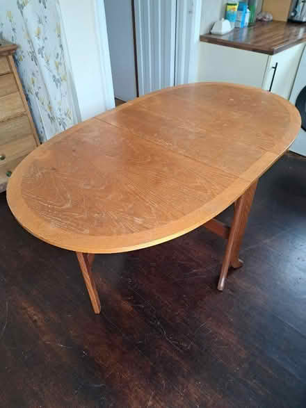 Photo of free Dining table, solid construction (Moulsham CM2) #3