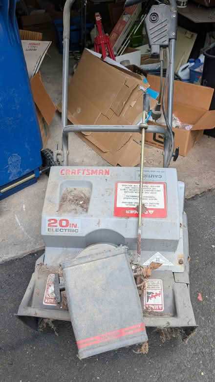 Photo of free Electric snowblower (Teaneck, NJ) #1