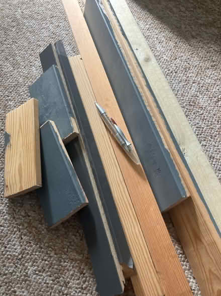 Photo of free Short pieces of wood (Surbiton KT5) #1