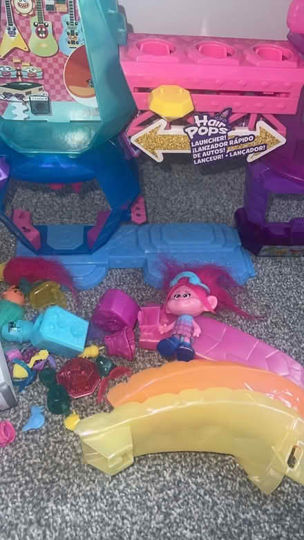 Photo of free Trolls pop up and dress up (Waltham cross EN8) #2
