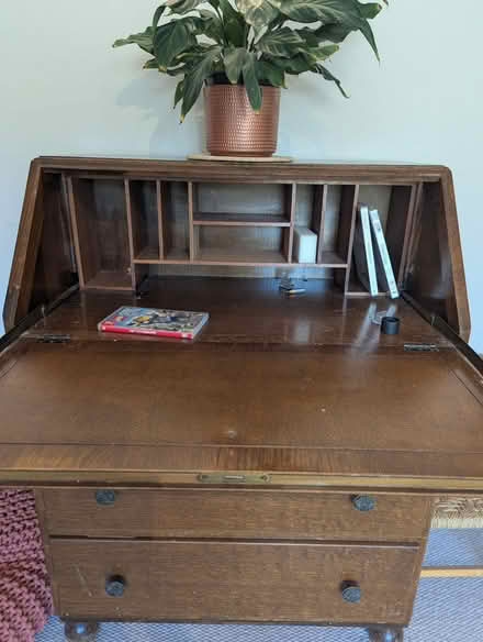 Photo of free Bureau (Kents Bank LA11) #2