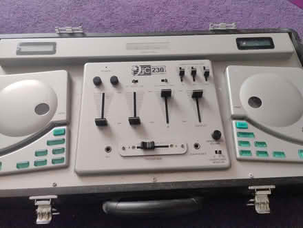 Photo of free Cd DJ deck (TN34 blacklands) #1
