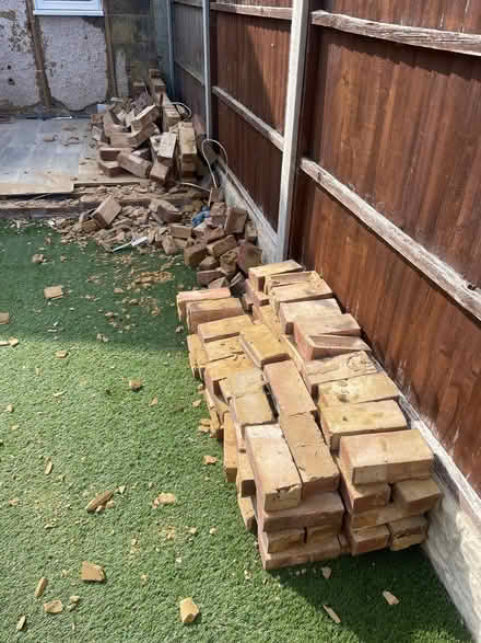 Photo of free London 33 bricks (Stotfold SG5) #1