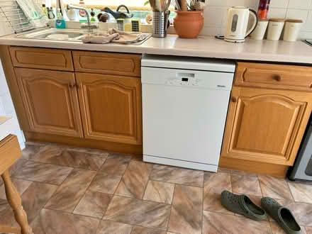Photo of free Kitchen cupboards (LA1 2LX Lancaster) #3