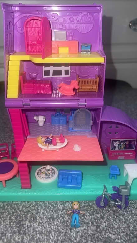 Photo of free Mini doll house (Waltham cross EN8) #4