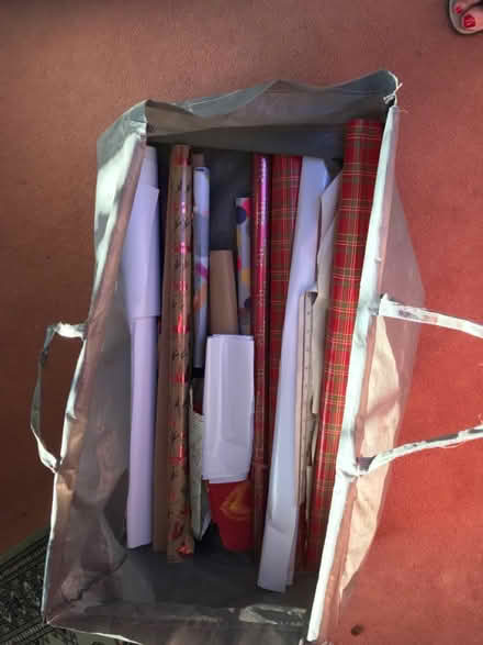 Photo of free Wrapping paper (Shepherds Bush W12) #1