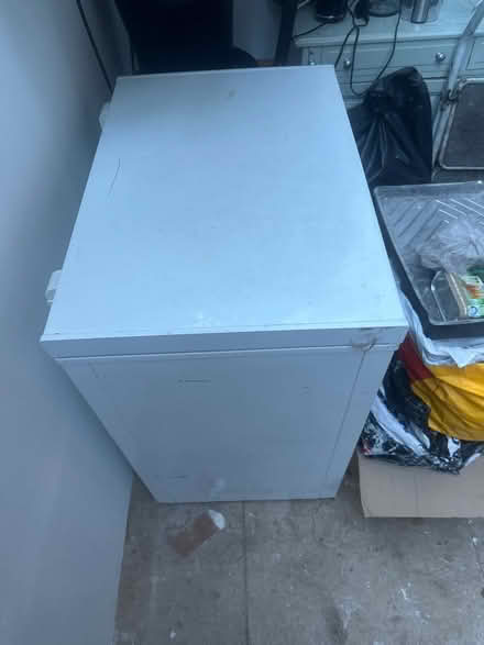 Photo of free Deep freezer (Se6 2ha) #4