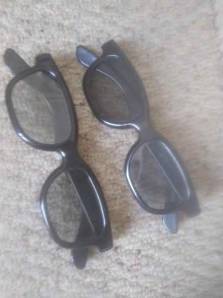 Photo of free 2pairs 3D glasses (South Norwood SE25) #1