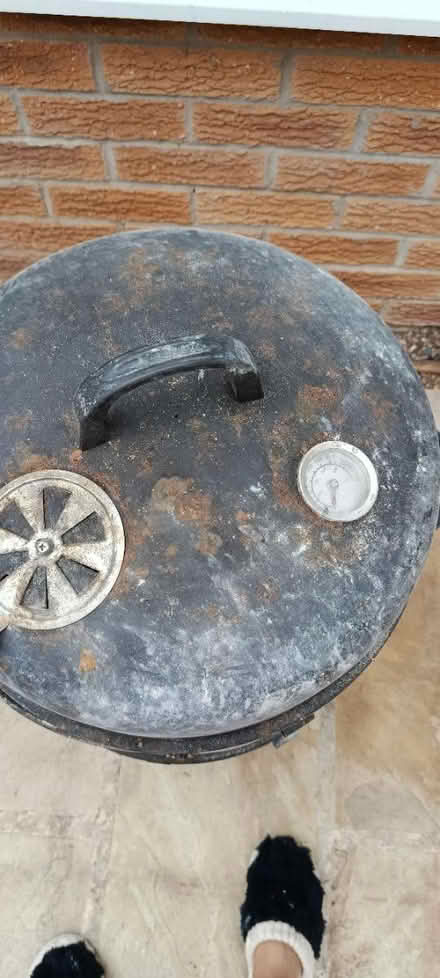 Photo of free Barbecue Smoker (Needs some TLC) (Chellaston DE73) #3