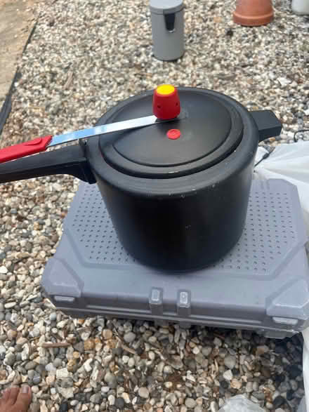 Photo of free Pressure cooker (WD6) #1