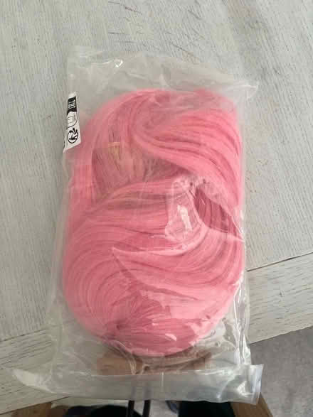 Photo of free Short pink wig (Penge SE20) #1