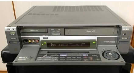 Photo of HI 8 tape player. (Southport PR8) #3