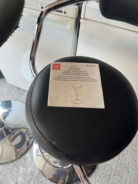 Photo of free 2 x bar stools gas lift working (Bidston CH43) #2