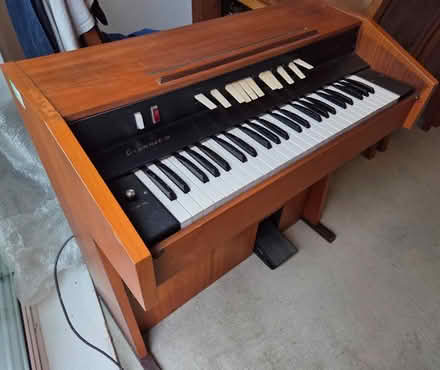 Photo of free M.Hohner Classic Organ 49 Keys (Surrey RH1) #2