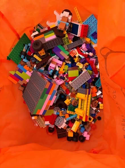 Photo of free Bag of Lego bricks (The Scotlands WV11) #1