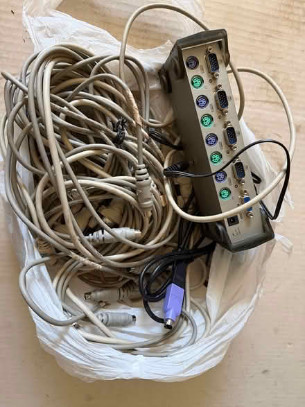 Photo of free KVM switches - 4 devices (Dilworth - west San Jose) #1
