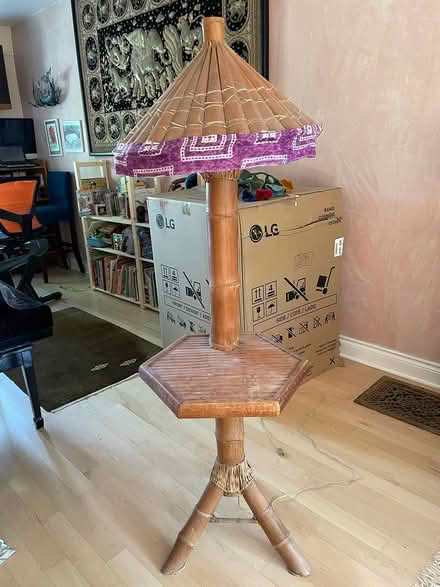 Photo of free lamp table (Little Italy, Ottawa) #1