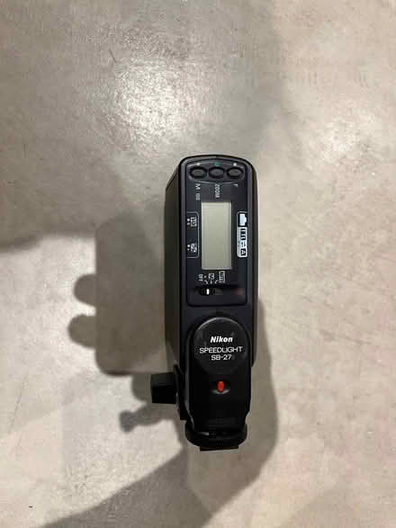 Photo of free Nikon mountable flash (Twickenham TW1) #2