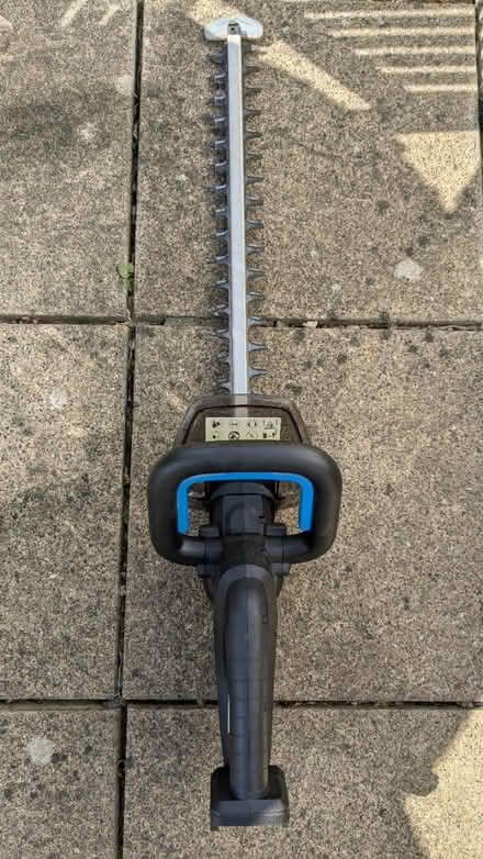 Photo of free MacAllister Hedge Trimmer (Woodley RG5) #4