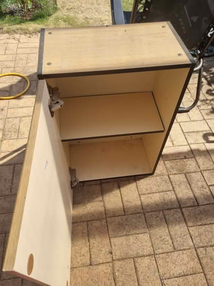 Photo of free Kitchen cupboard (Cogges OX28) #2