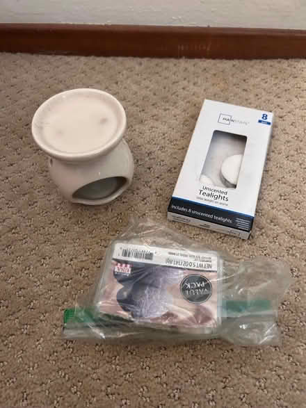 Photo of free Wax warmer with candle (east Petaluma) #2