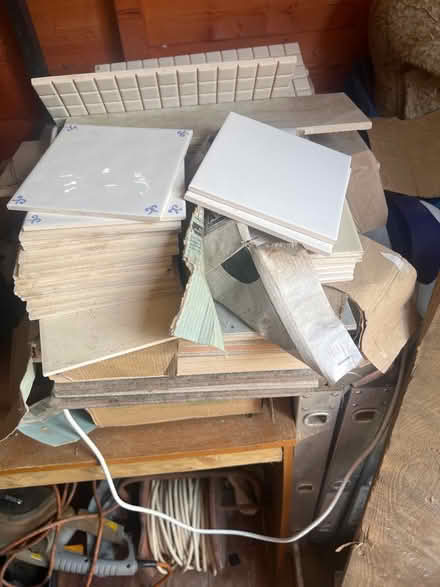Photo of free Mix of tiles (WD6) #1