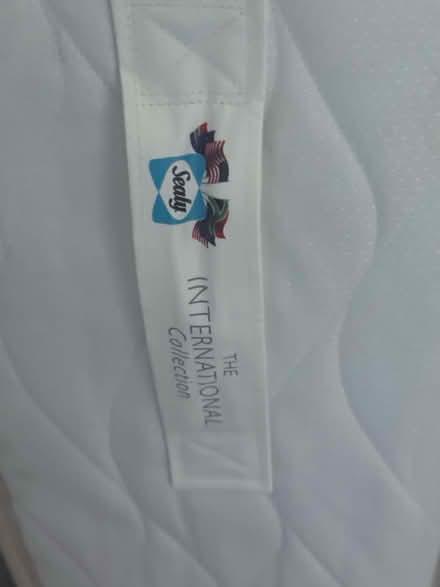 Photo of free Double sealed Mattress (Hagley DY90HQ) #4