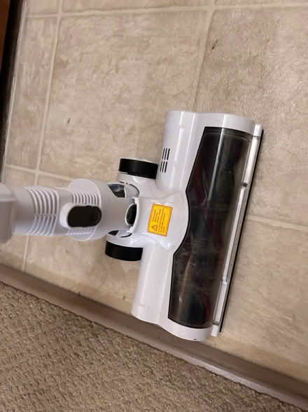 Photo of free Cordless vacuum (east Petaluma) #4
