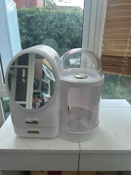 Photo of free Make up storage (Knaresborough HG5) #1