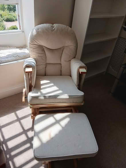 Photo of free Rocking Nursing Chair (Near PRH RH16) #1