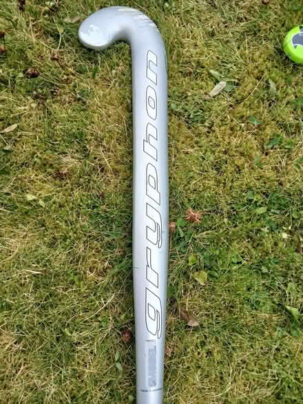 Photo of free 2 lightweight hockey sticks (Bridge of Don AB22) #3