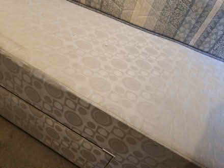 Photo of free Single divan bed base and mattress (St Thomas EX2) #1