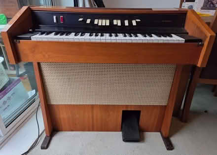 Photo of free M.Hohner Classic Organ 49 Keys (Surrey RH1) #1