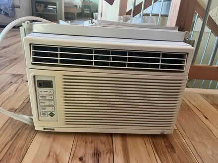 Photo of free Window AC Unit (Near Vine and Shields) #1