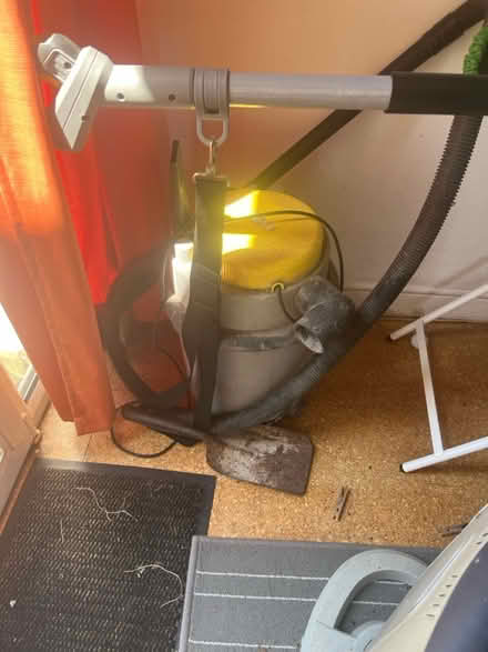 Photo of free Outdoor vacuum (Fountainstown) #1